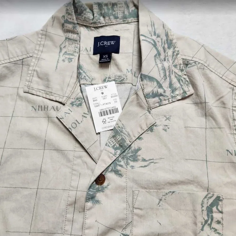 New men's XS J Crew Factory Hawaiian Island printed flex camp shirt Hawaii